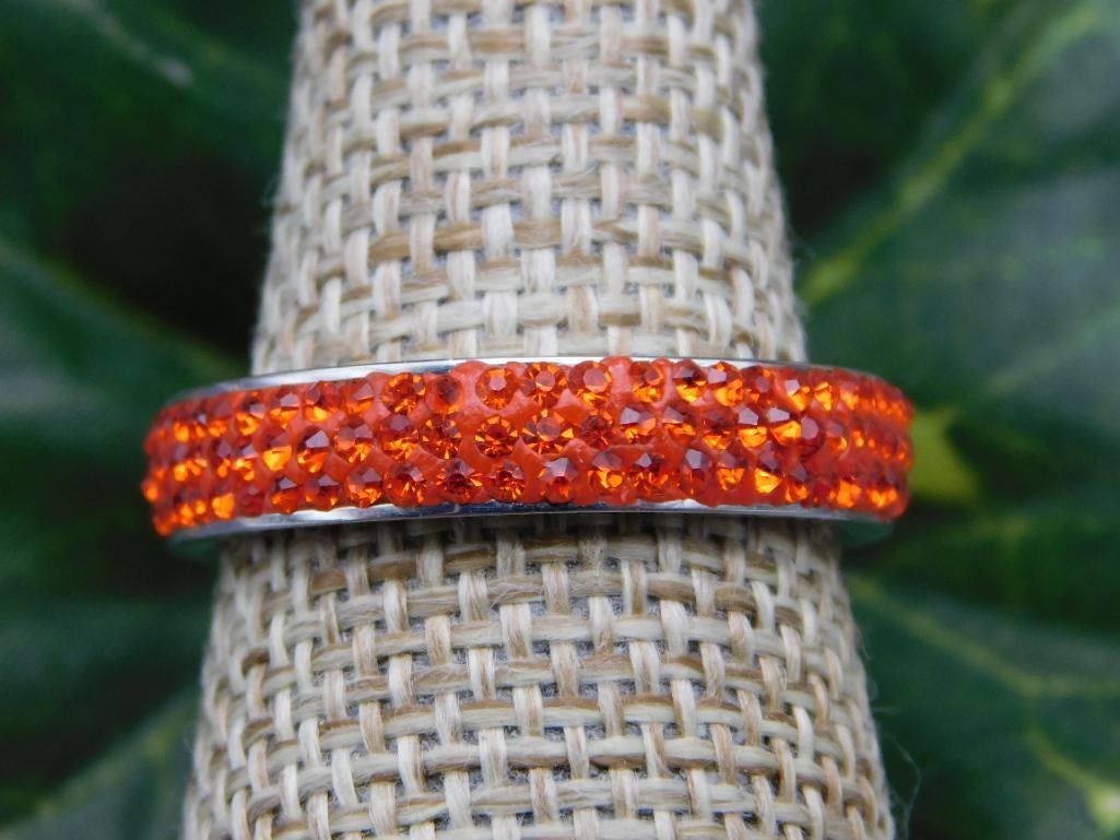 RING ROCK STONE LAPIDARY SPECIMEN: RING ROCK STONE LAPIDARY SPECIMEN