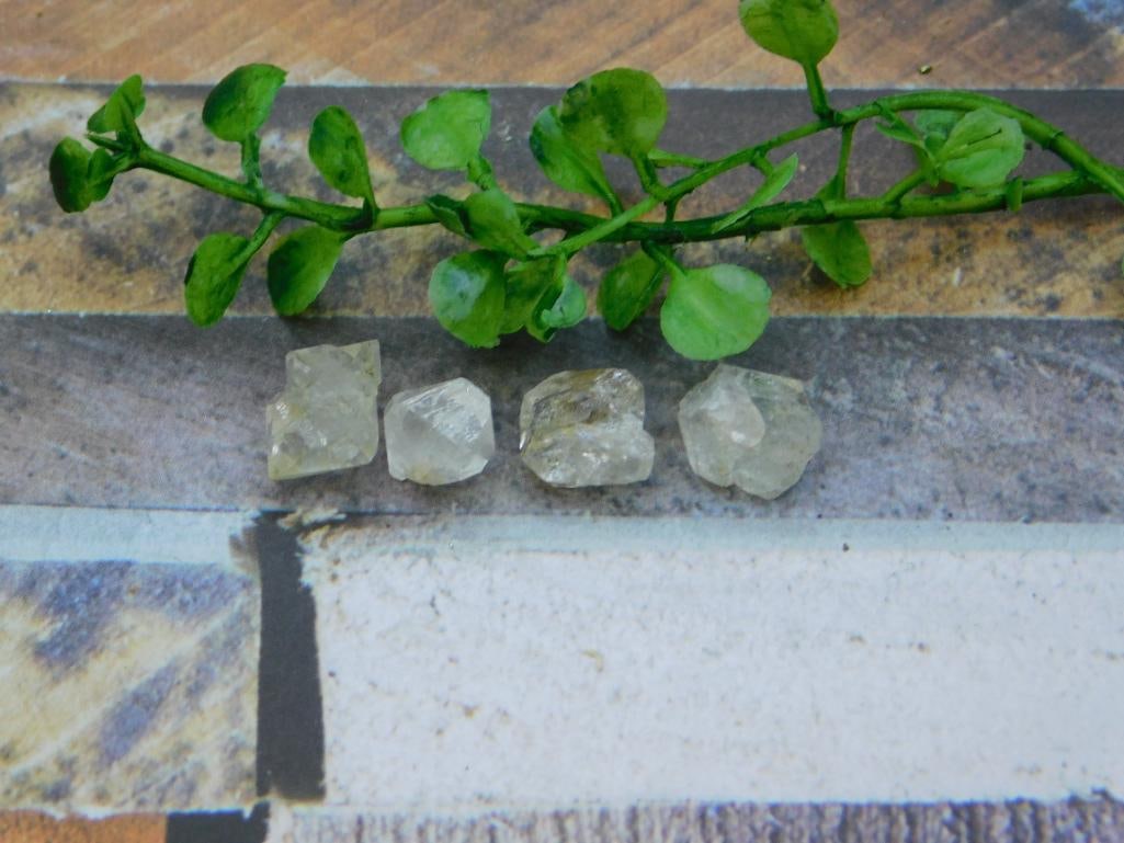 HERKIMER DIAMOND ROCK STONE LAPIDARY SPECIMEN: HERKIMER DIAMOND ROCK STONE LAPIDARY SPECIMEN