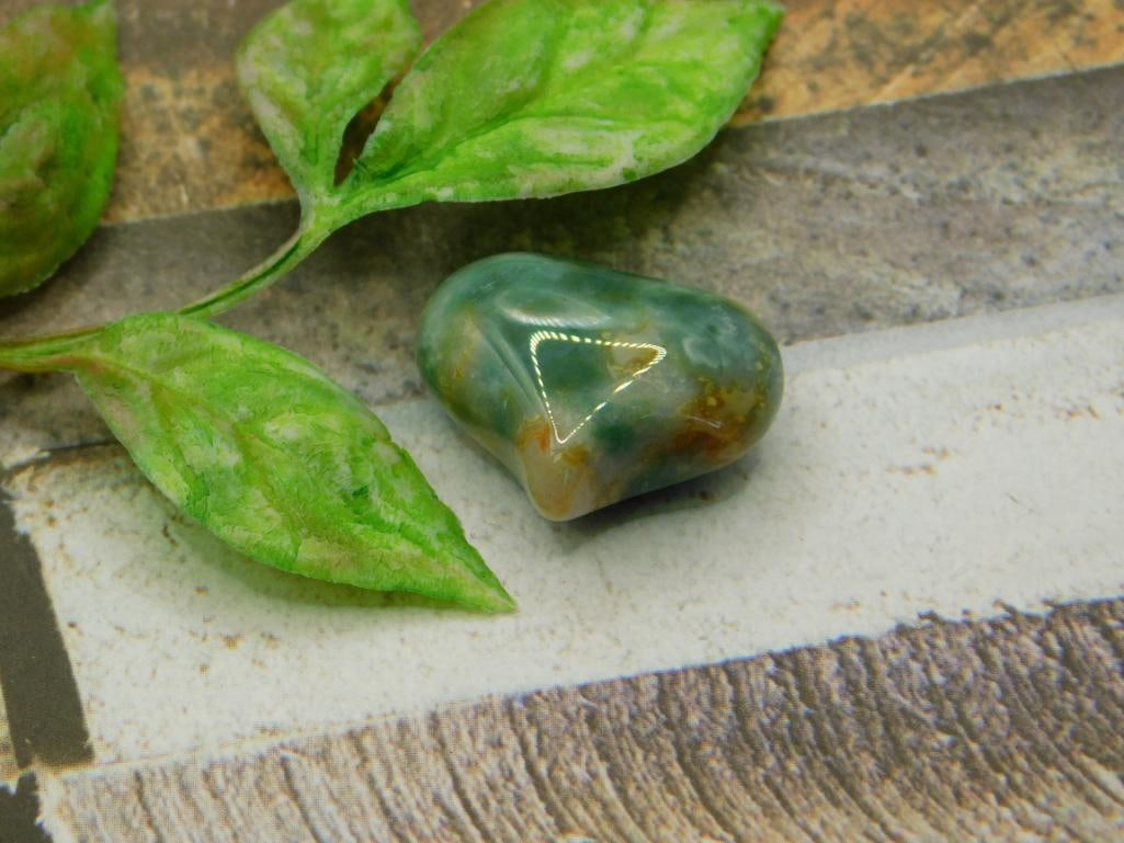 STONE HEART ROCK STONE LAPIDARY SPECIMEN (1 of 2)