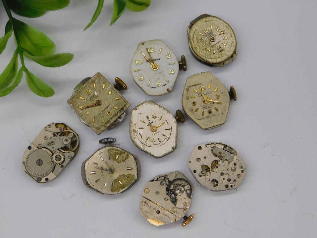 8 Vintage Watch Movements for Parts or Repair WATCHMAKER WATCHMAKING TOOLS (1 of 3)