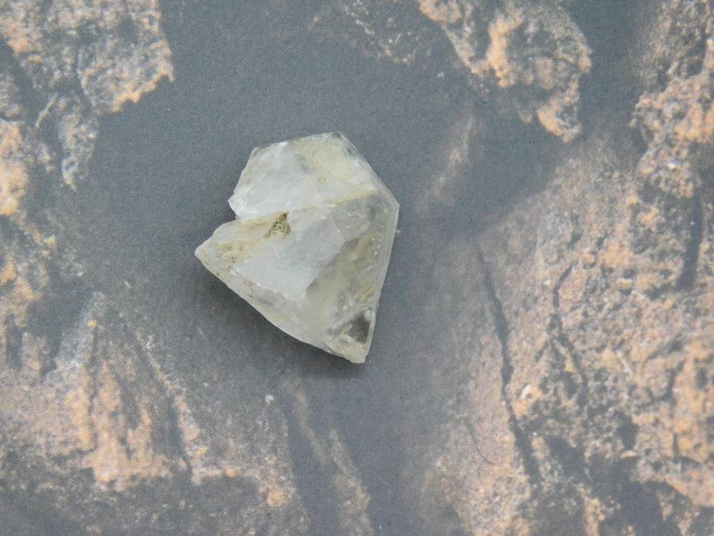 HERKIMER DIAMOND 25 CARATS ROCK STONE LAPIDARY SPECIMEN (1 of 2)