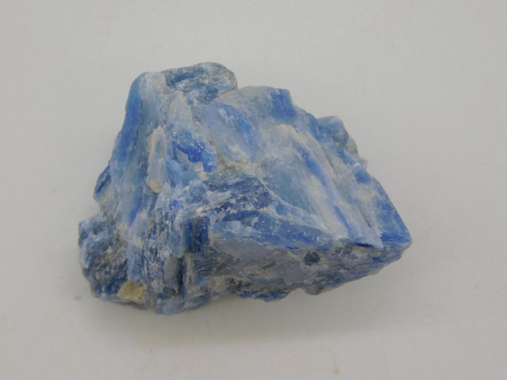 CELESTITE ROCK STONE LAPIDARY SPECIMEN (1 of 2)