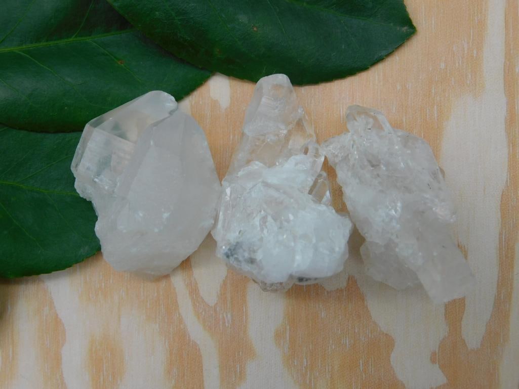 QUARTZ ROCK STONE LAPIDARY SPECIMEN (1 of 2)