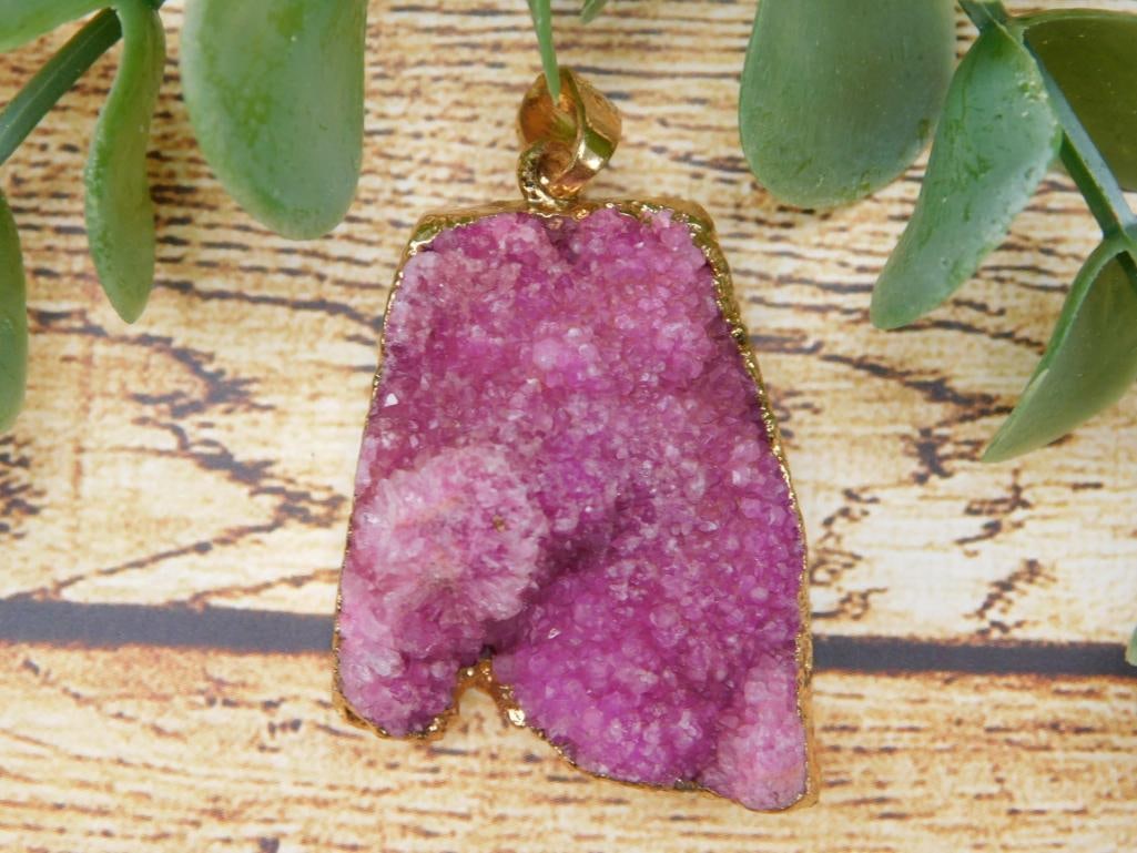 DRUZY QUARTZ PENDANT ROCK STONE LAPIDARY SPECIMEN (1 of 2)