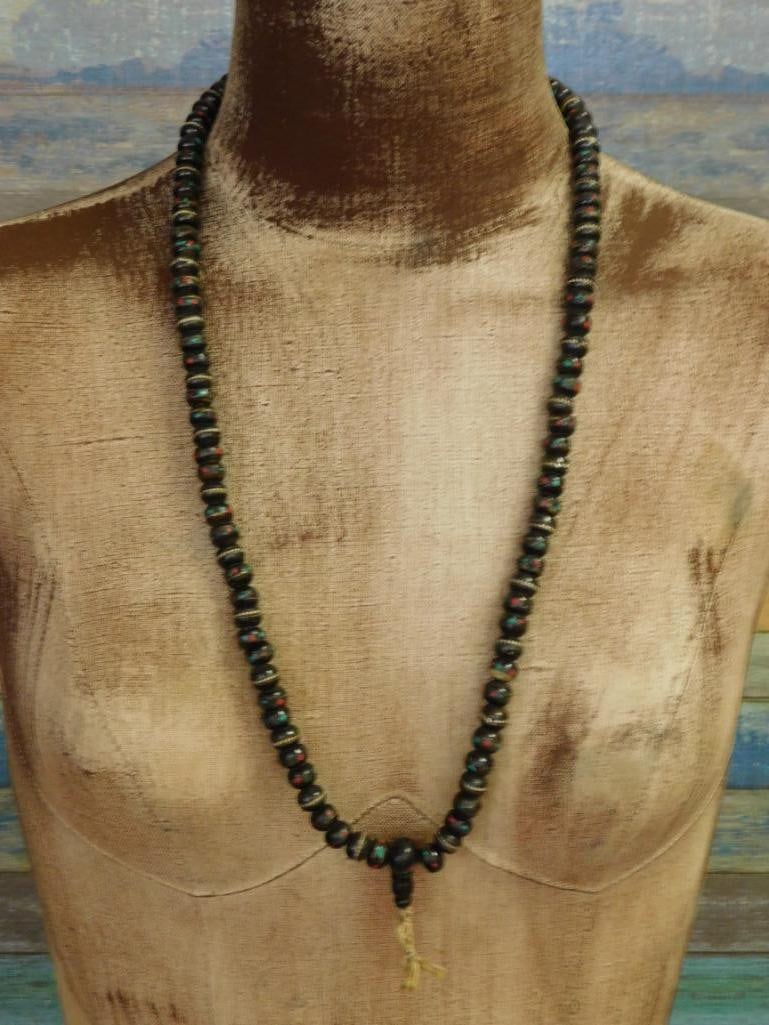 AFRICAN TRADE BEADS ROCK STONE LAPIDARY SPECIMEN: AFRICAN TRADE BEADS ROCK STONE LAPIDARY SPECIMEN