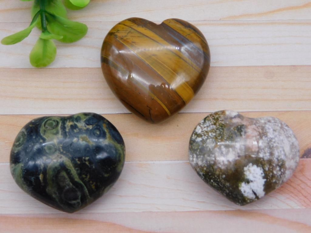 STONE HEARTS ROCK STONE LAPIDARY SPECIMEN: STONE HEARTS ROCK STONE LAPIDARY SPECIMEN