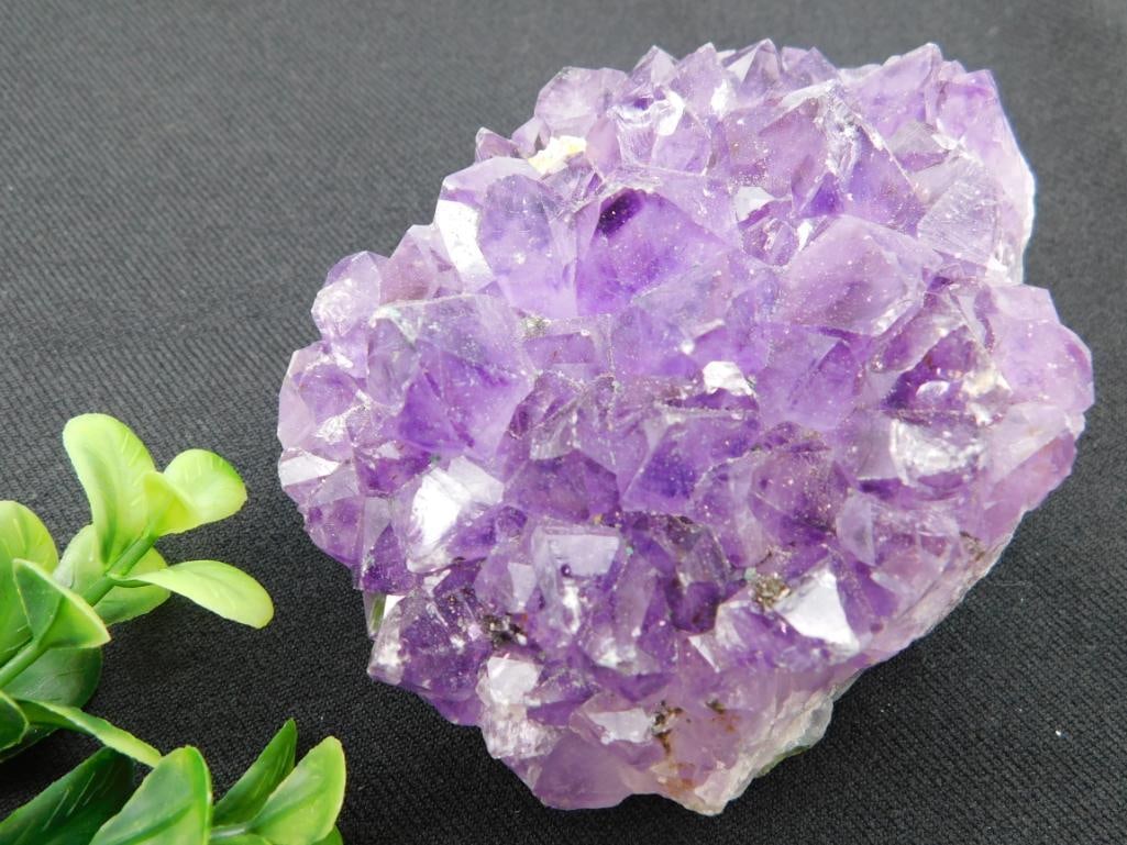 AMETHYST ROCK STONE LAPIDARY SPECIMEN (1 of 3)