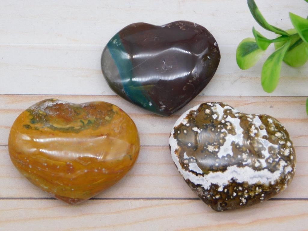 MIXED STONE HEARTS ROCK STONE LAPIDARY SPECIMEN (1 of 2)