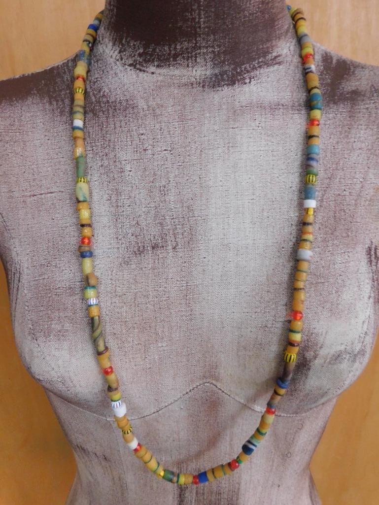 AFRICAN TRADE BEAD NECKLACE ROCK STONE LAPIDARY SPECIMEN (1 of 4)