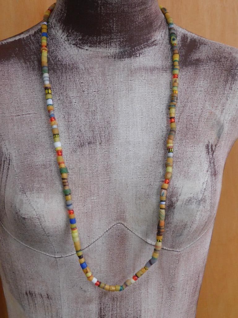 AFRICAN TRADE BEAD NECKLACE ROCK STONE LAPIDARY SPECIMEN (1 of 2)