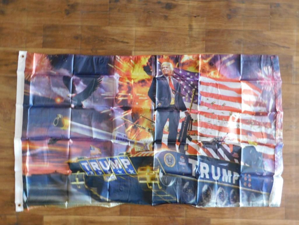 DONALD TRUMP TANK FLAG: DONALD TRUMP TANK FLAG