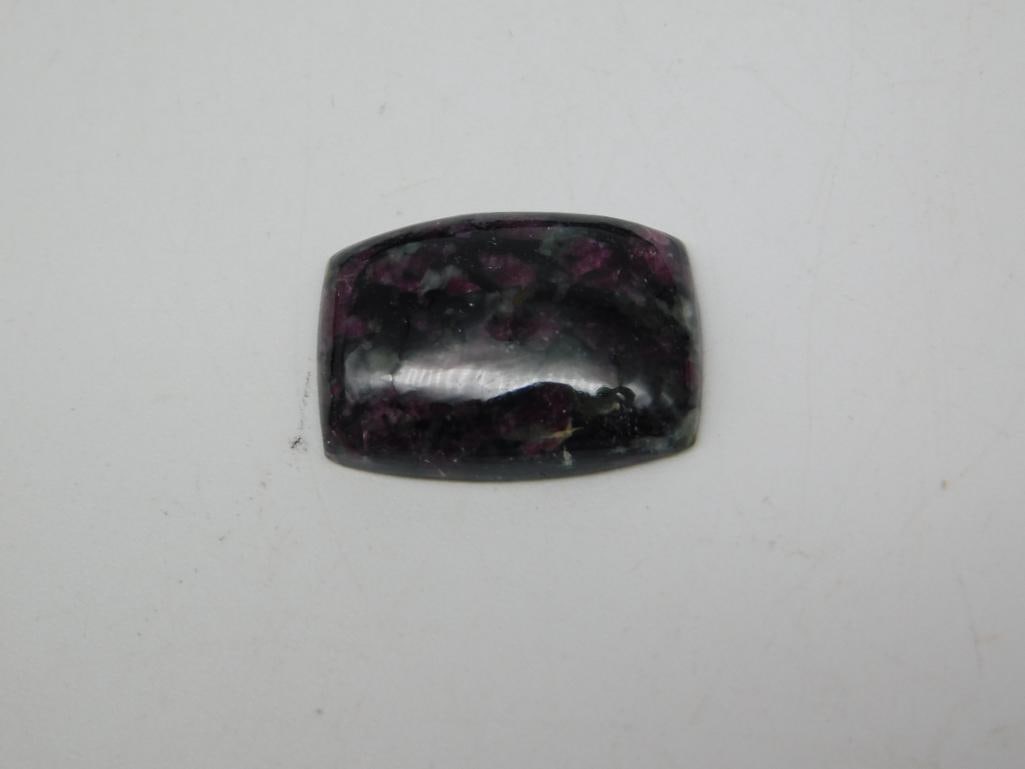 EUDIALYTE CABOCHON ROCK STONE LAPIDARY SPECIMEN: EUDIALYTE CABOCHON ROCK STONE LAPIDARY SPECIMEN