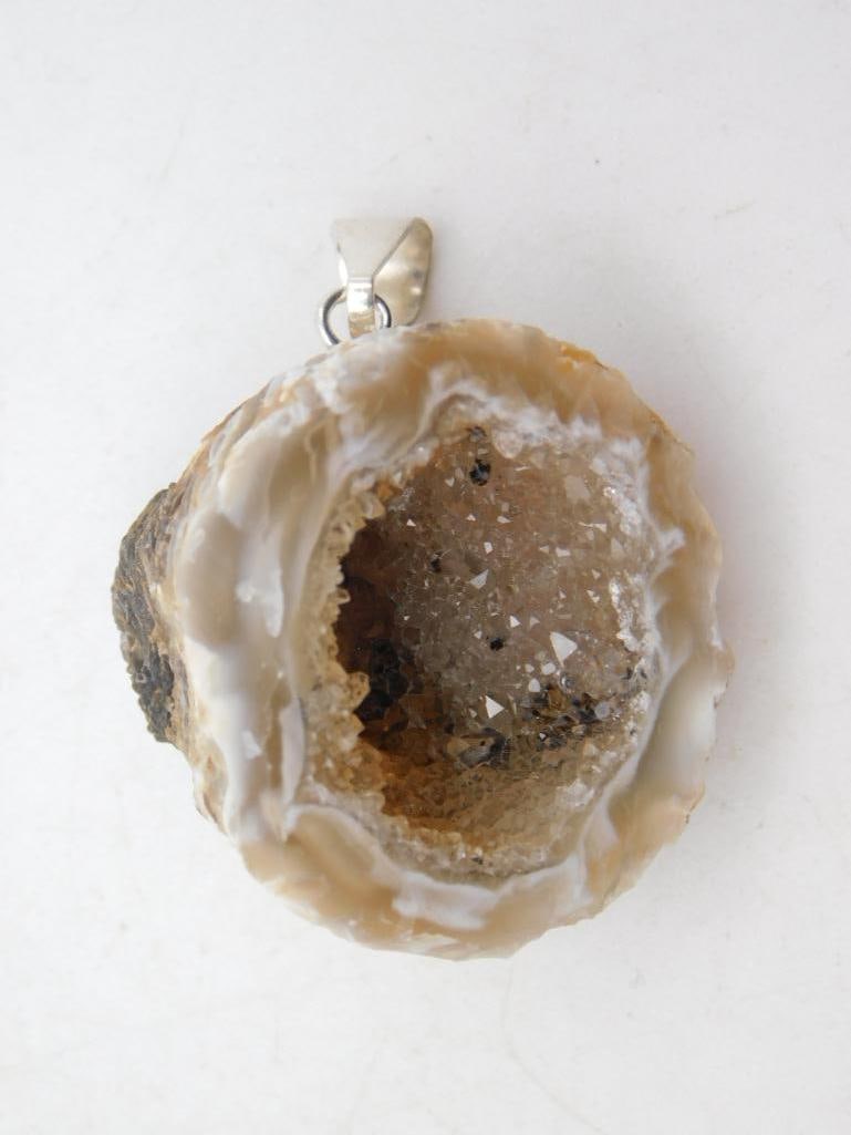 GEODE PENDANT ROCK STONE LAPIDARY SPECIMEN (1 of 2)