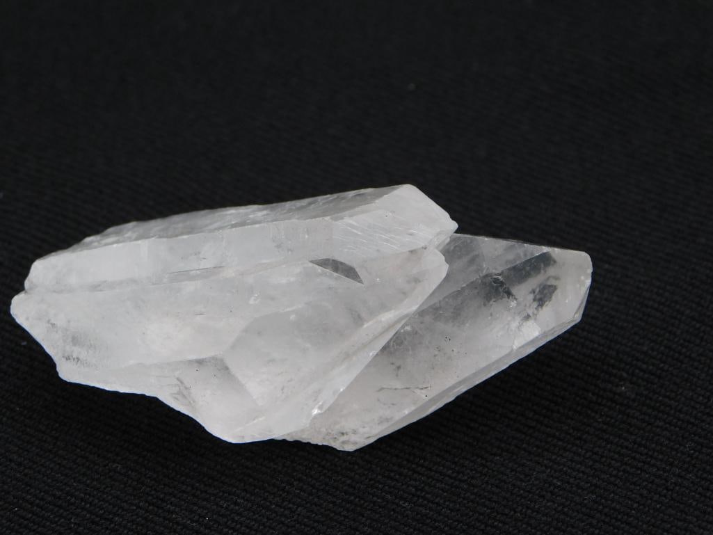 QUARTZ ROCK STONE LAPIDARY SPECIMEN (1 of 2)