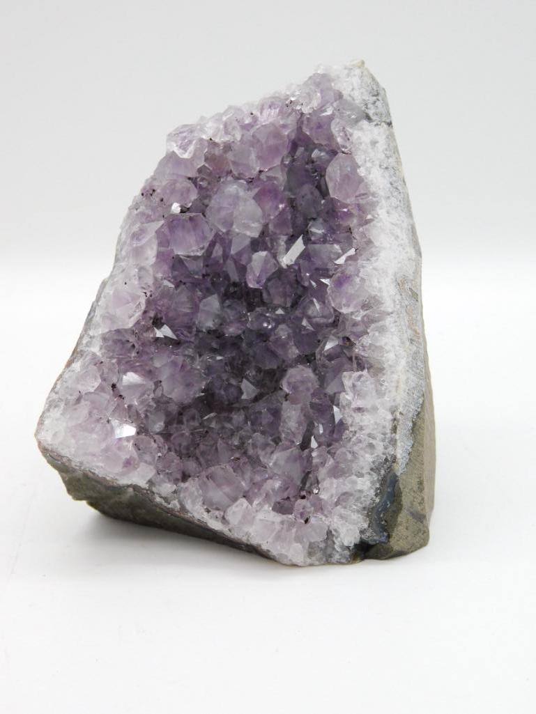 URAGUAY AMETHYST ROCK STONE LAPIDARY SPECIMEN (1 of 2)