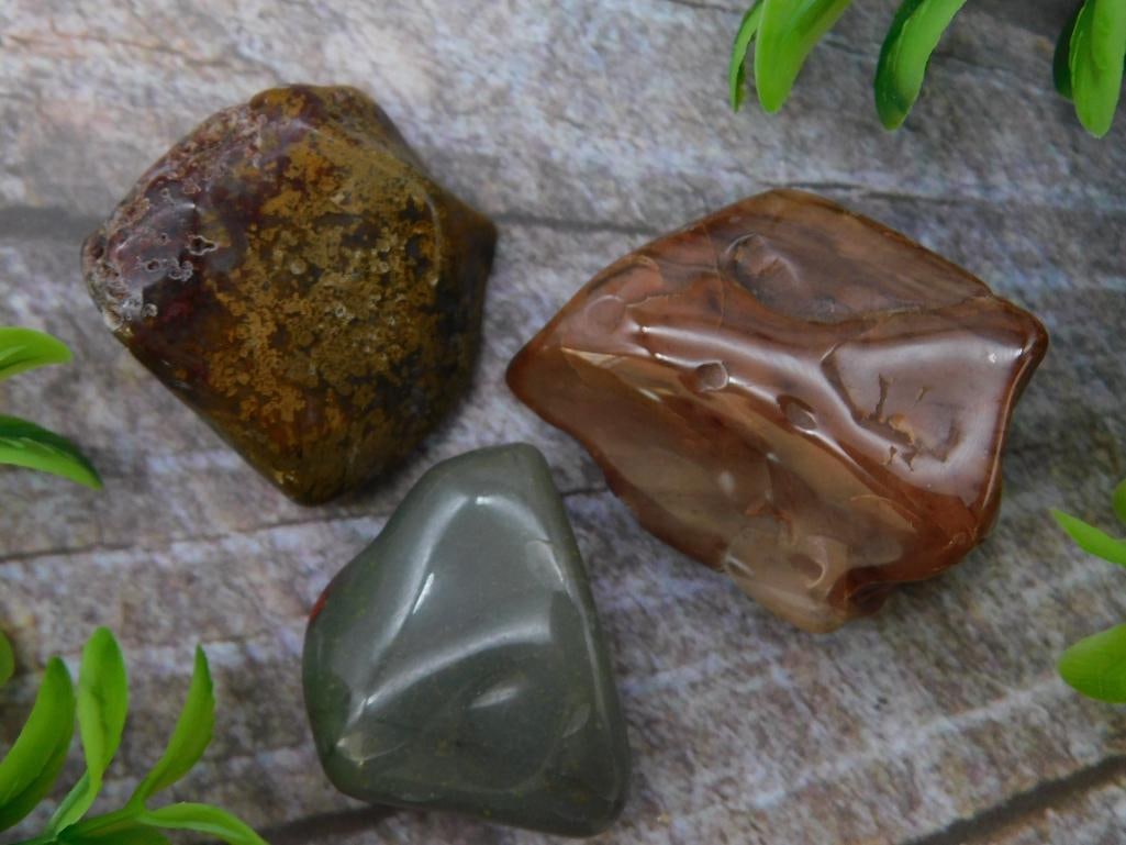 MIXED LOT ROCK STONE LAPIDARY SPECIMEN (1 of 2)