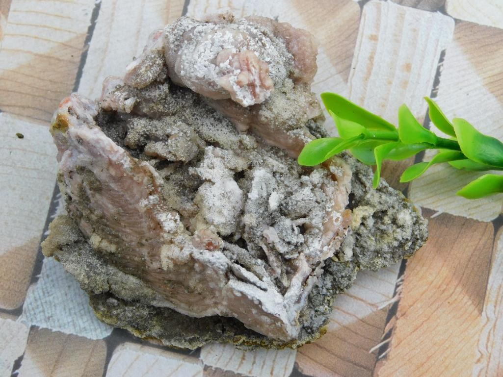 CAVE GEODE ROCK STONE LAPIDARY SPECIMEN (1 of 3)