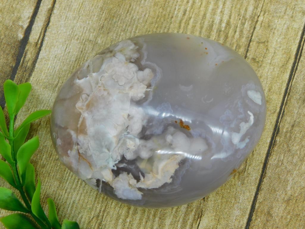 HATMANS FLOWER PETAL AGATE ROCK STONE LAPIDARY SPECIMEN: HATMANS FLOWER PETAL AGATE ROCK STONE LAPIDARY SPECIMEN