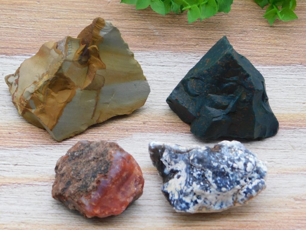 MIXED LOT ROCK STONE LAPIDARY SPECIMEN: MIXED LOT ROCK STONE LAPIDARY SPECIMEN