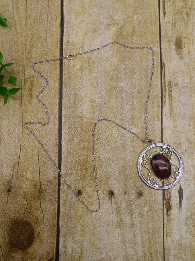 GENUINE STONE PENDANT ON CHAIN NECKLACE ROCK STONE LAPIDARY SPECIMEN: GENUINE STONE PENDANT ON CHAIN NECKLACE ROCK STONE LAPIDARY SPECIMEN