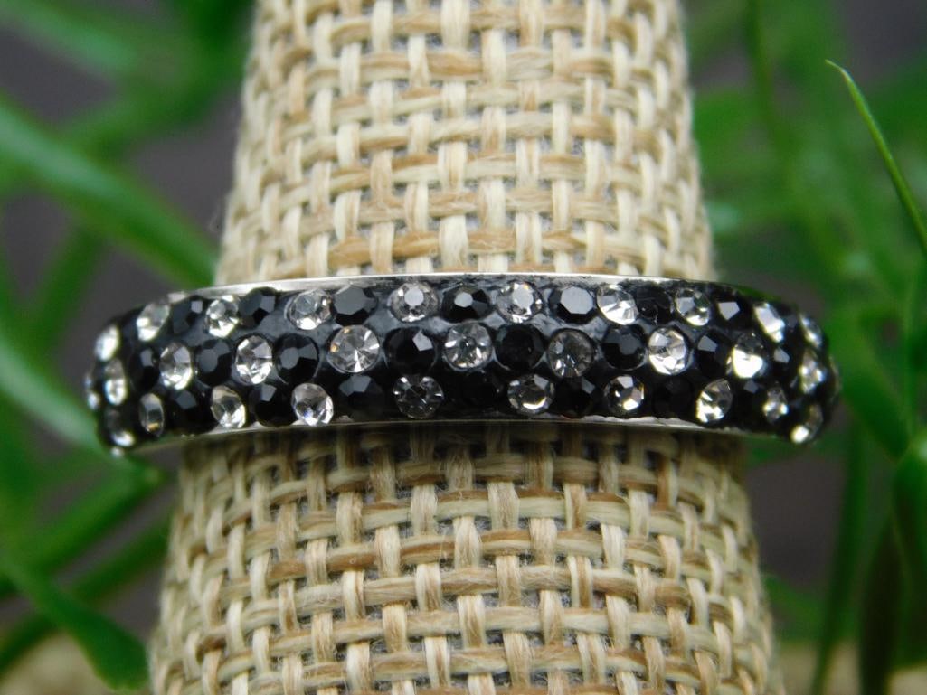 GENUINE STONE RING SIZE 8: GENUINE STONE RING SIZE 8