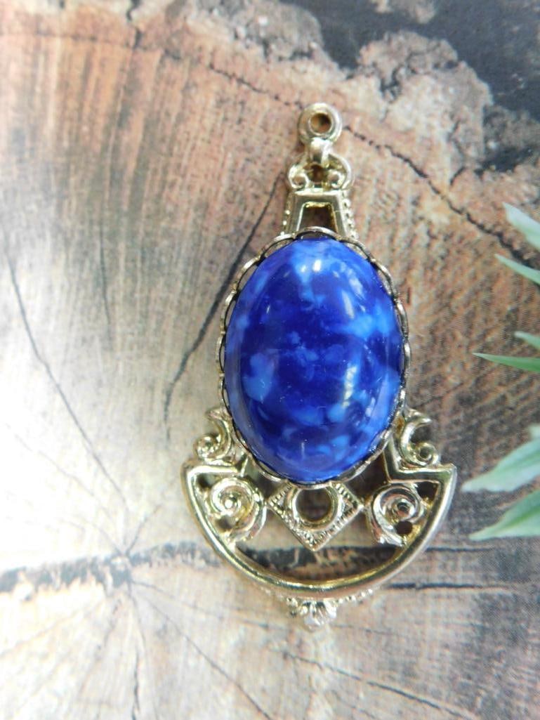 SODALITE PENDANT ROCK STONE LAPIDARY SPECIMEN (1 of 2)