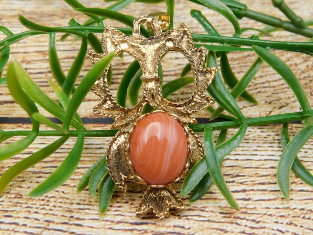 BANDED AGATE OWL PENDANT ROCK STONE LAPIDARY SPECIMEN (1 of 2)