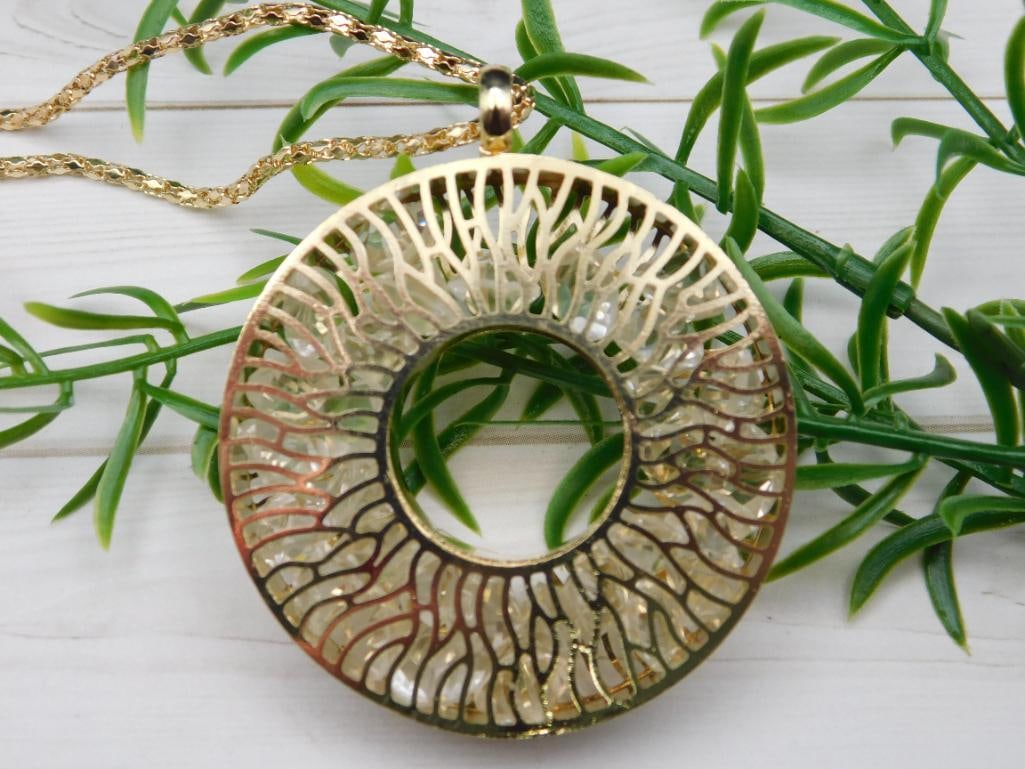 FASHION JEWELRY: FASHION JEWELRY