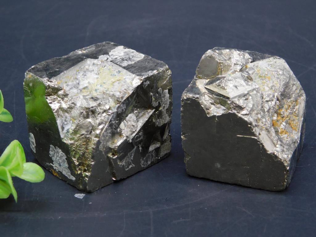 NATURAL FORMATION SPANISH PYRITE CUBE ROCK STONE LAPIDARY SPECIMEN (1 of 2)