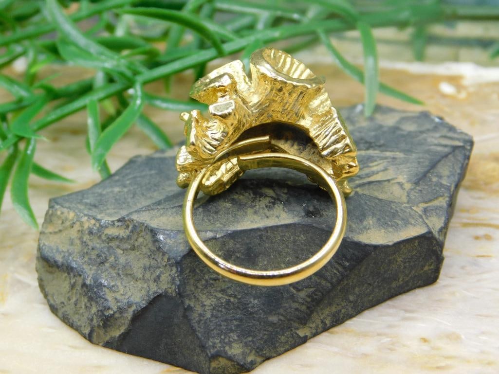 FLOWER RING ROCK STONE LAPIDARY SPECIMEN - 3