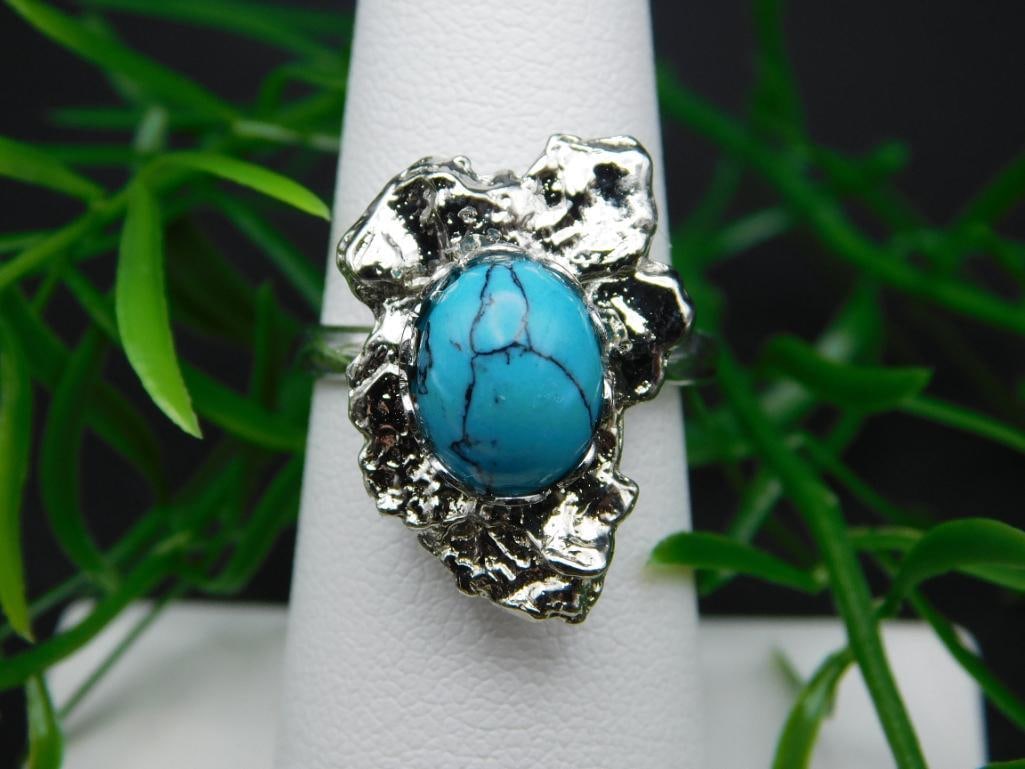 TURQUOISE RING ROCK STONE LAPIDARY SPECIMEN: TURQUOISE RING ROCK STONE LAPIDARY SPECIMEN