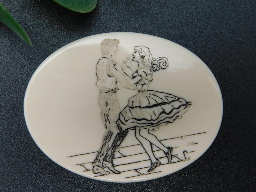 SCRIMSHAW CABOCHON ROCK STONE LAPIDARY SPECIMEN: SCRIMSHAW CABOCHON ROCK STONE LAPIDARY SPECIMEN