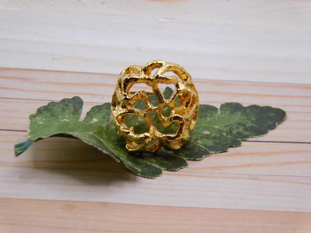 RING ROCK STONE LAPIDARY SPECIMEN: RING ROCK STONE LAPIDARY SPECIMEN