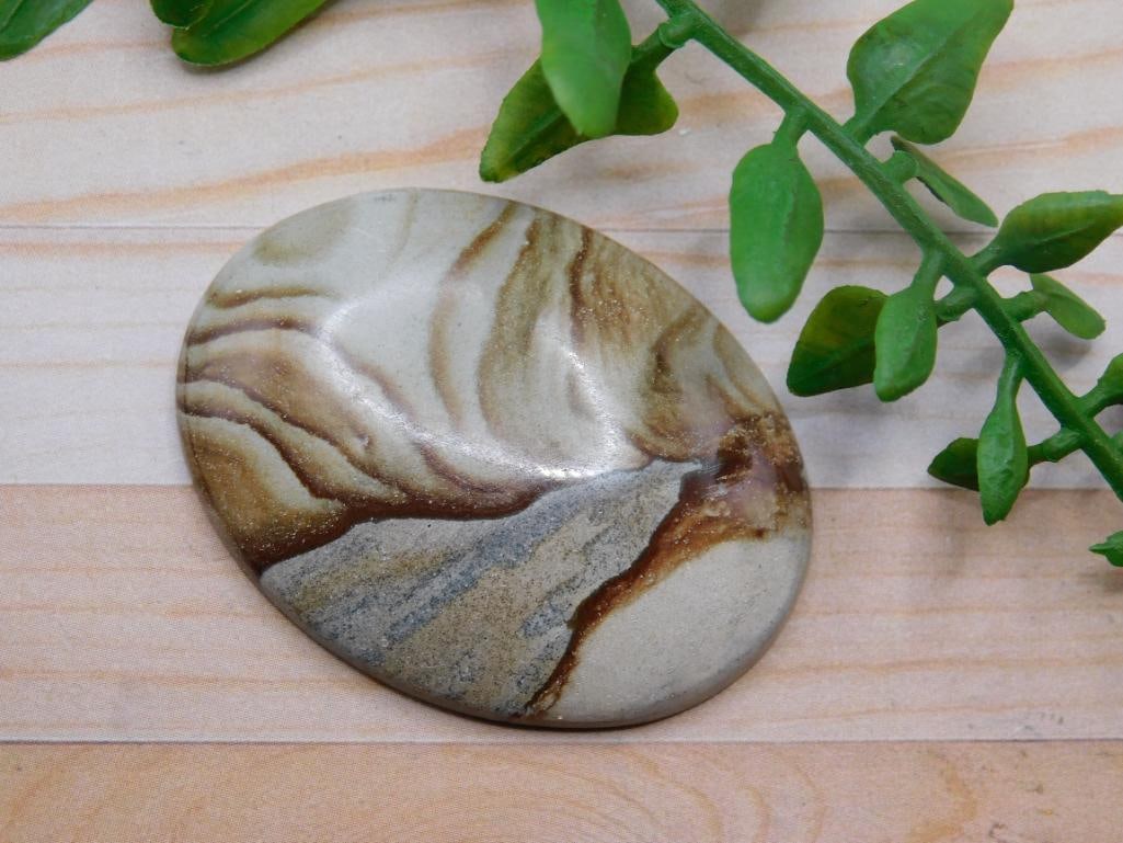 JASPER CABOCHON ROCK STONE LAPIDARY SPECIMEN: JASPER CABOCHON ROCK STONE LAPIDARY SPECIMEN