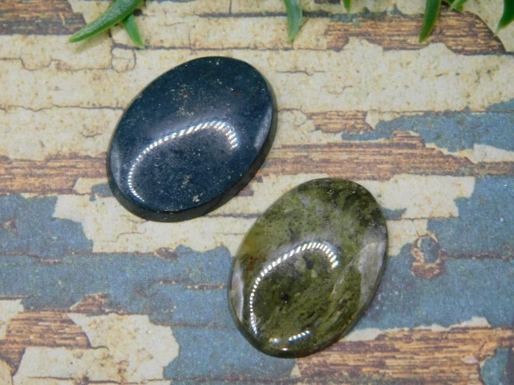 CABOCHONS ROCK STONE LAPIDARY SPECIMEN: CABOCHONS ROCK STONE LAPIDARY SPECIMEN
