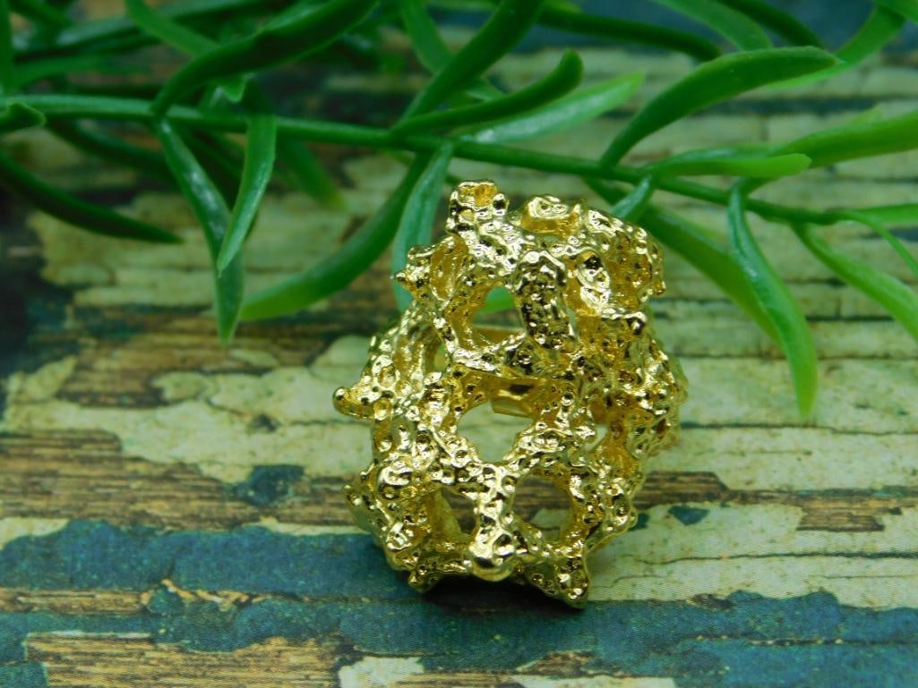 GOLD CLUSTER RING ROCK STONE LAPIDARY SPECIMEN: GOLD CLUSTER RING ROCK STONE LAPIDARY SPECIMEN