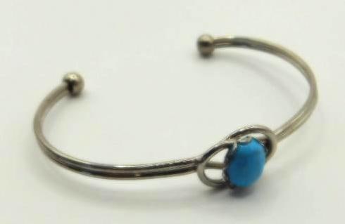 TURQUOISE STUDDED BRACELET ROCK STONE LAPIDARY SPECIMEN: TURQUOISE STUDDED BRACELET ROCK STONE LAPIDARY SPECIMEN