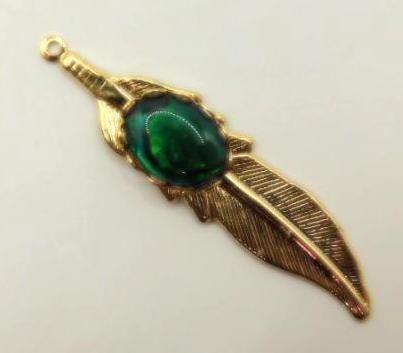 ABALONE STUDDED FEATHER PENDANT ROCK STONE LAPIDARY SPECIMEN: ABALONE STUDDED FEATHER PENDANT ROCK STONE LAPIDARY SPECIMEN