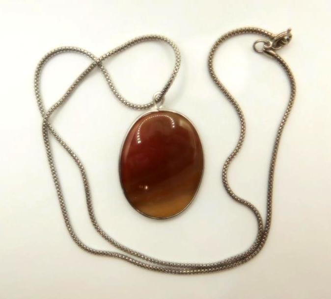 CARNELAIN PENDANT NECKLACE ROCK STONE LAPIDARY SPECIMEN (1 of 2)