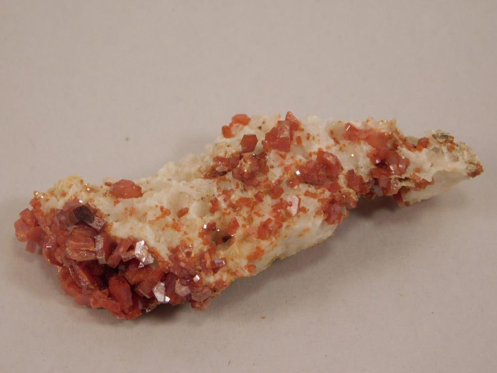 VANADINITE ROCK STONE LAPIDARY SPECIMEN: VANADINITE ROCK STONE LAPIDARY SPECIMEN
