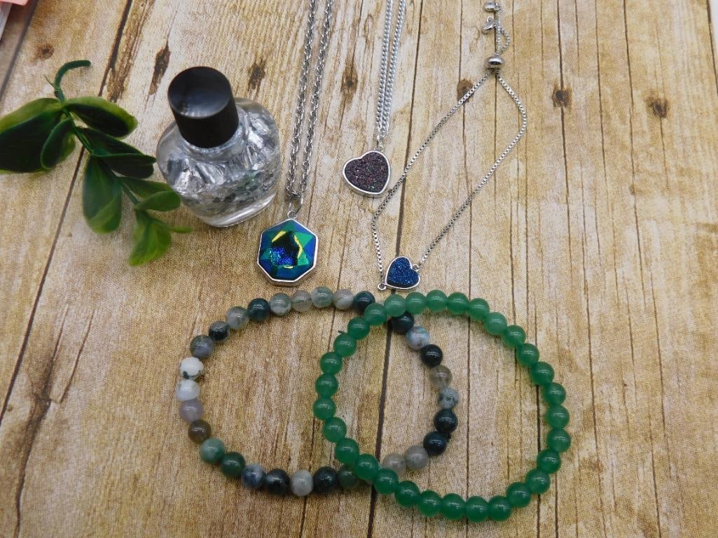 MIXED LOT ROCK STONE LAPIDARY SPECIMEN: MIXED LOT ROCK STONE LAPIDARY SPECIMEN