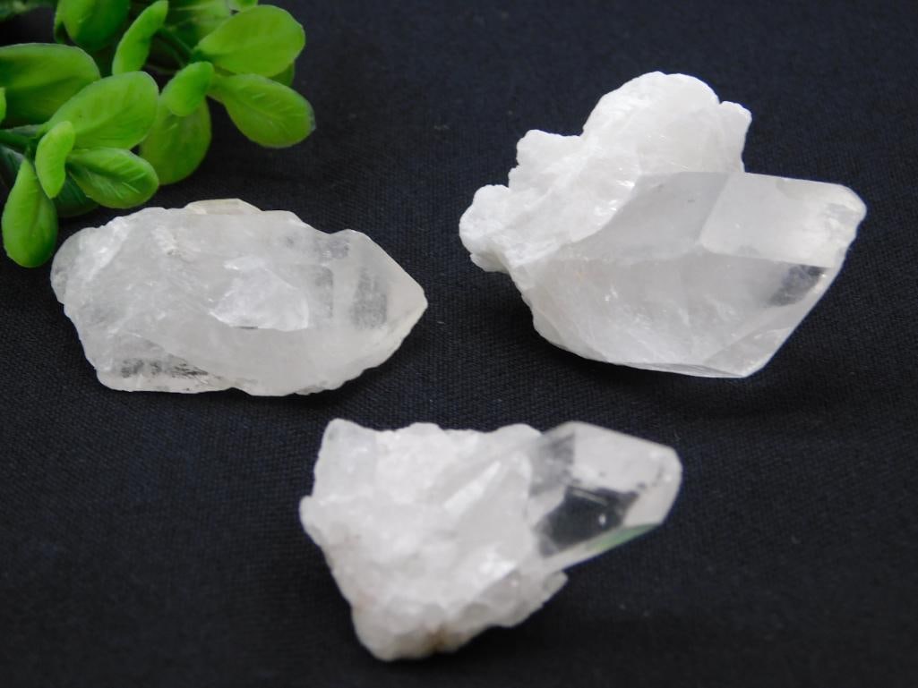 QUARTZ ROCK STONE LAPIDARY SPECIMEN (1 of 2)