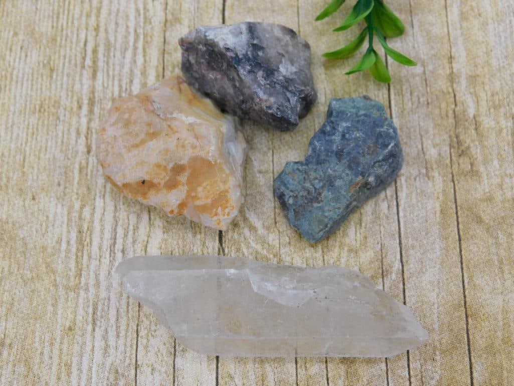 MIXED ROUGH ROCK ROCK STONE LAPIDARY SPECIMEN: MIXED ROUGH ROCK ROCK STONE LAPIDARY SPECIMEN