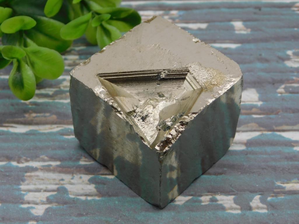 NATURAL FORMATION PYRITE CUBE ROCK STONE LAPIDARY SPECIMEN (1 of 2)