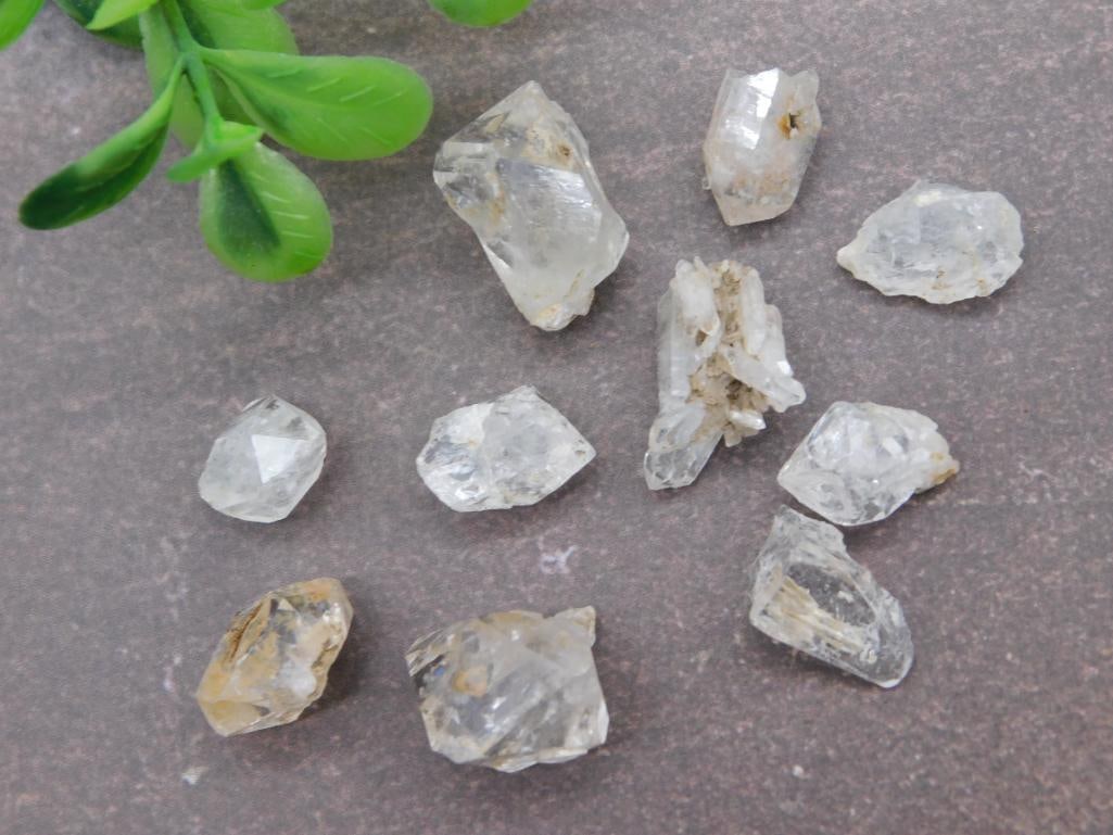 HERKIMER DIAMONDS ROCK STONE LAPIDARY SPECIMEN: HERKIMER DIAMONDS ROCK STONE LAPIDARY SPECIMEN