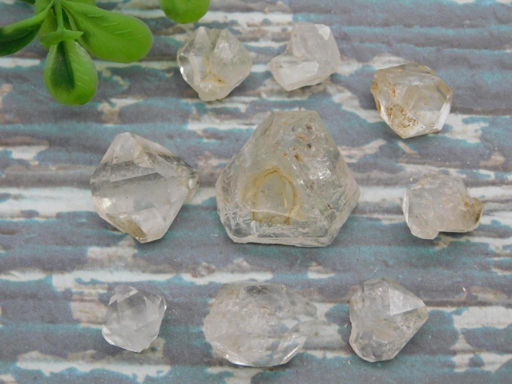 HERKIMER DIAMONDS ROCK STONE LAPIDARY SPECIMEN: HERKIMER DIAMONDS ROCK STONE LAPIDARY SPECIMEN