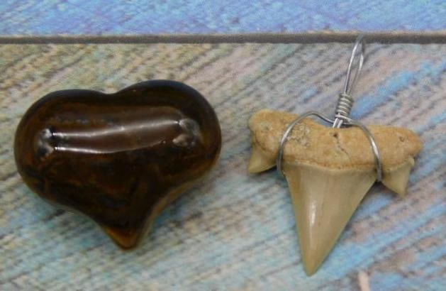 MIXED LOT ROCK STONE LAPIDARY SPECIMEN: MIXED LOT ROCK STONE LAPIDARY SPECIMEN