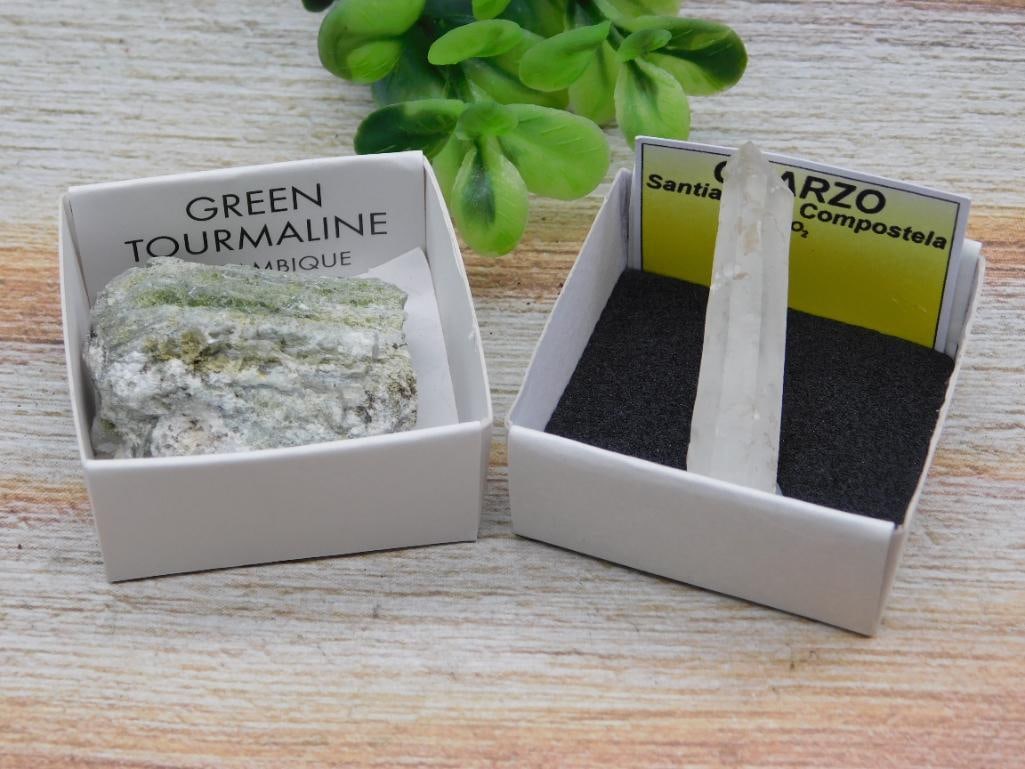 MIXED LOT ROCK STONE LAPIDARY SPECIMEN: MIXED LOT ROCK STONE LAPIDARY SPECIMEN