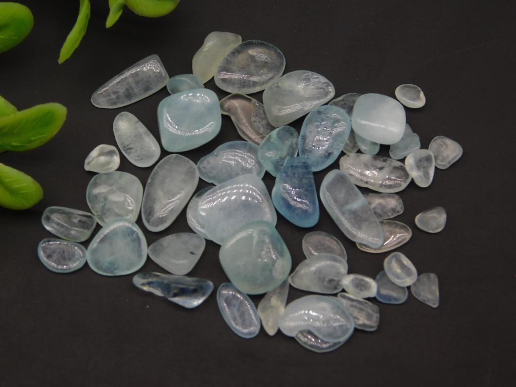 AQUAMARINE ROCK STONE LAPIDARY SPECIMEN: AQUAMARINE ROCK STONE LAPIDARY SPECIMEN