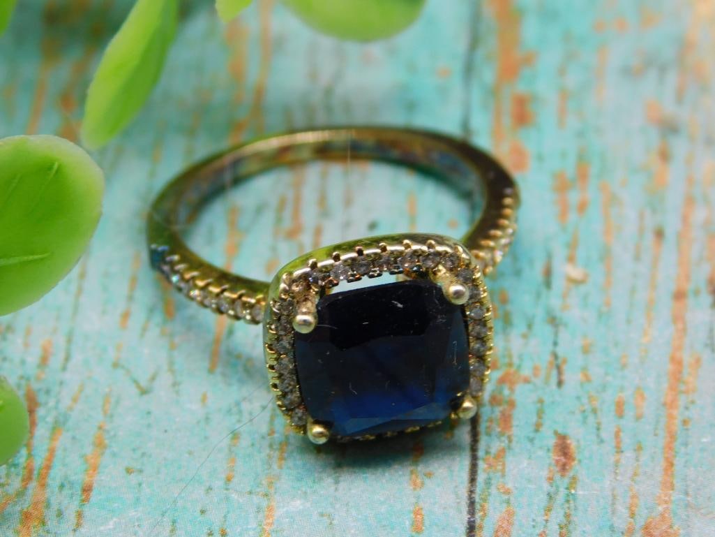 STONE RING ROCK STONE LAPIDARY SPECIMEN: STONE RING ROCK STONE LAPIDARY SPECIMEN